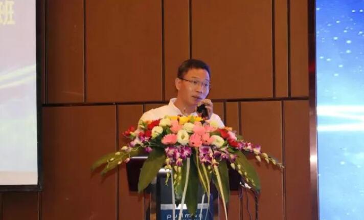 10月21日，由厦门大学附属厦门眼科中心主办的 五届福建省斜视、弱视及儿童眼病防治学习班在厦门如期举行。来自全国各地200多名眼科专家同行出席了学习班，并围绕斜视、弱视及儿童眼病的基础与临床研究展开交流和探讨.jpg