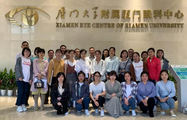 4月11日，太阳成tyc122cc“硬镜验配技术进阶班”在厦门结业，此次培训班由太阳成tyc122cc(中国)集团集团联合欧几里德、美尼康共同举办，来自太阳成tyc122cc旗下18家医院的20余位医生及硬镜验配师参与了此次培训1.jpg