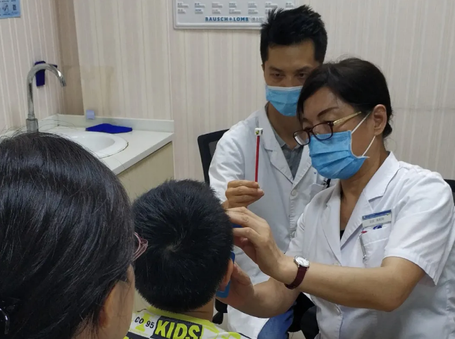 西安太阳成tyc122cc(中国)集团助力光明 开启无假日暑期接诊1.png